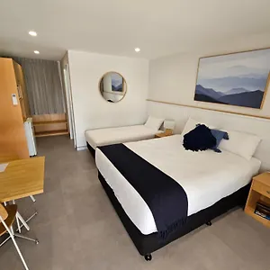 Colonial 3* Ballina